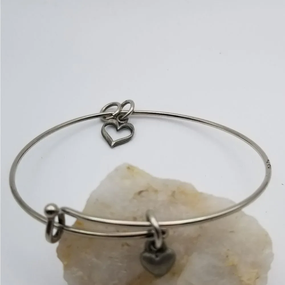 Purity estate heart charm bracelet. B432